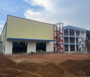 CHO THUÊ NHÀ XƯỞNG PHÚ GIÁO BÌNH DƯƠNG CŨ HCM DT XƯỞNG 7.700m2 GIÁ 3,1 USD/M2 