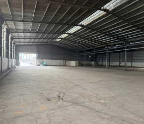 CHO THUÊ NHÀ XƯỞNG TÂN UYÊN BÌNH DƯƠNG CŨ HCM DT XƯỞNG 2,200 m2 GIÁ 150 tr / tháng 