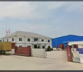 CHO THUÊ NHÀ XƯỞNG DT XƯỞNG 21.000m2 GIÁ 2,4 USD /M2 vị trí phú giáo Bình Dương Cũ HCM 