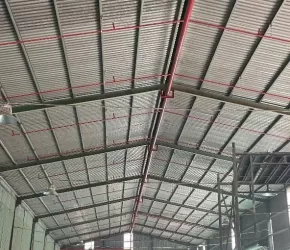 CHO THUÊ NHÀ XƯỞNG 2.300m2 GIÁ 200 triệu/ tháng Vị trí Tân Uyên BD CŨ HCM 